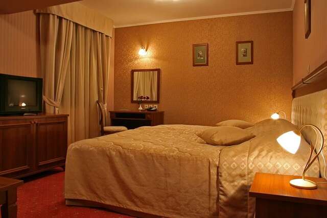 Отель Danube Hotel Силистра-33